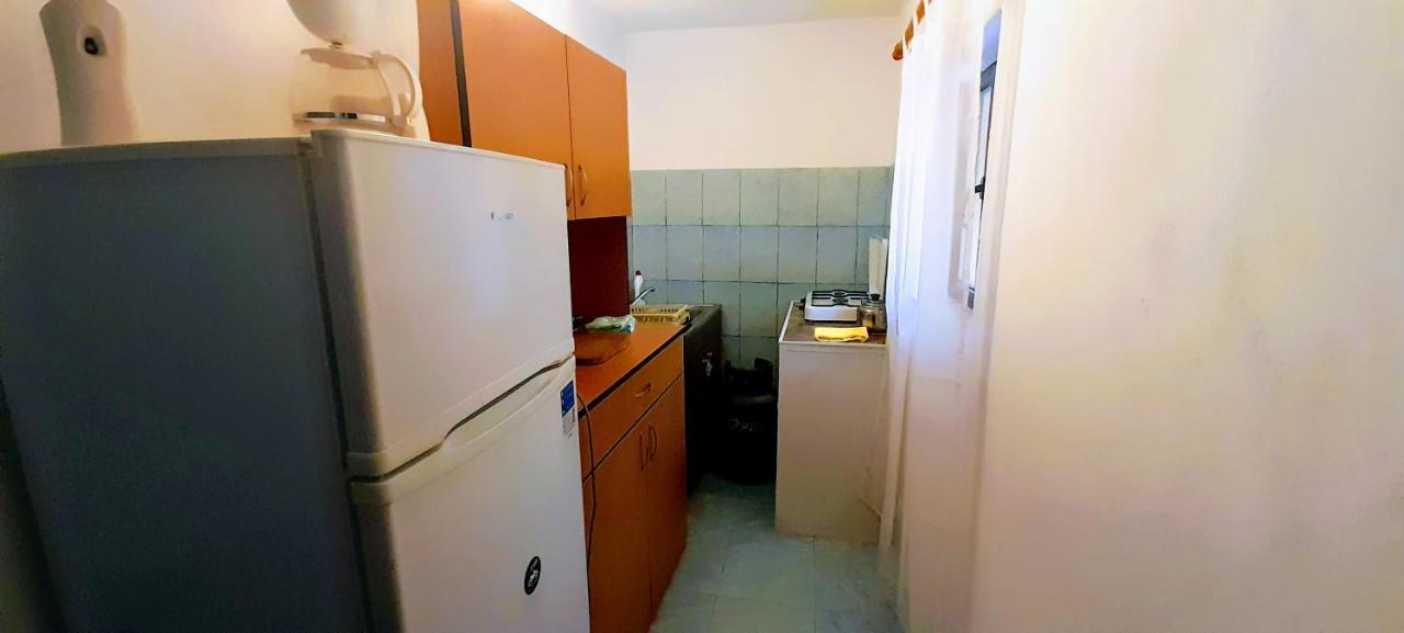 Novaci-Străini Pensiunea Casa Andreea מראה חיצוני תמונה